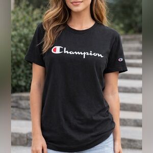 100% cotton Champion Black Tee size L 100% cotton excellent condition